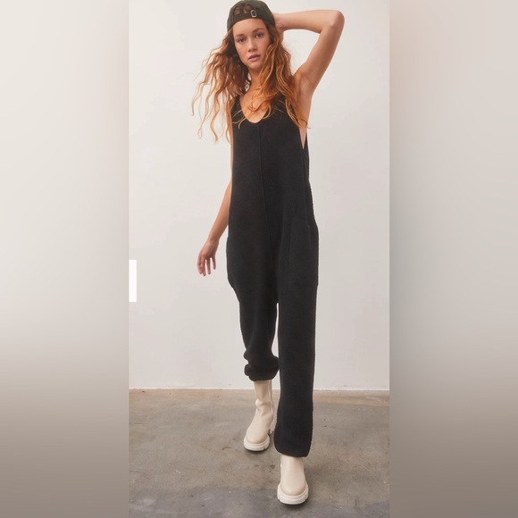 Free People Pants - Free People black Hailee Beach Sweater cotton knit Jumper size XL